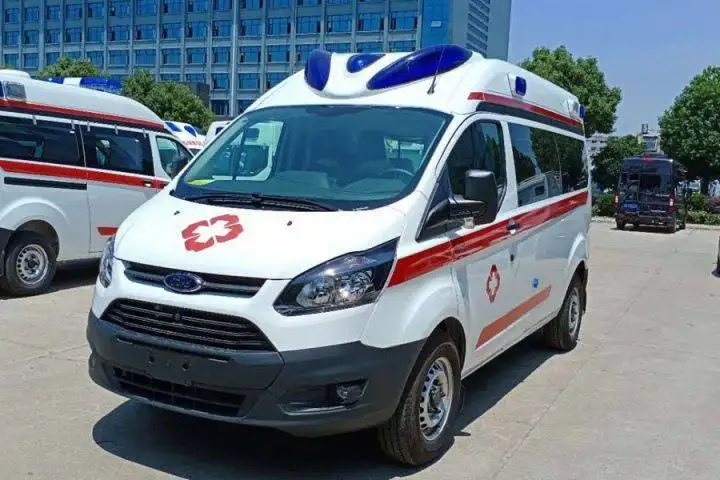 丽江长途救护车转院